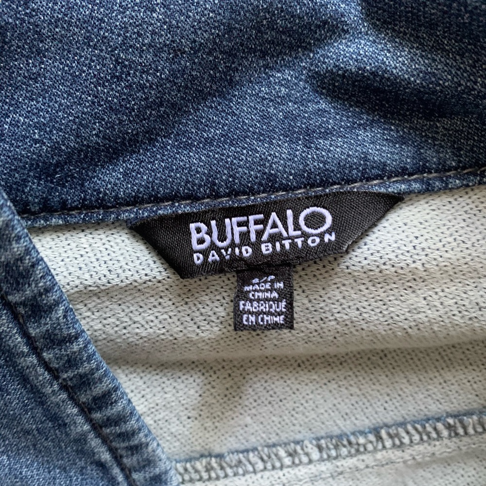 Denim jacket - Picture 2 of 2